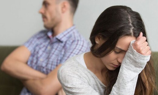 یک شوخی زندگی زن جوان را برای همیشه تباه کرد یک شوخی زندگی زن جوان را برای همیشه تباه کرد