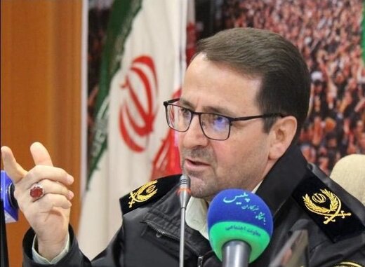 فرمانده انتظامی آذربایجانغربی: لاک زن دختران در بسیاری از دانشگاههای اروپایی باعث اخراج آنان میشود / باور کنید، دختران کم حجاب هم عشق دین دارند فرمانده انتظامی آذربایجانغربی: لاک زن دختران در بسیاری از دانشگاههای اروپایی باعث اخراج آنان میشود / باور کنید، دختران کم حجاب هم عشق دین دارند