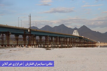 دریاچه ارومیه و دیگر هیچ