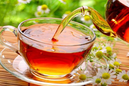 نوشیدن چای برای این افراد ممنوع است/ مصرف چه مقدار چای در روز مجاز است؟