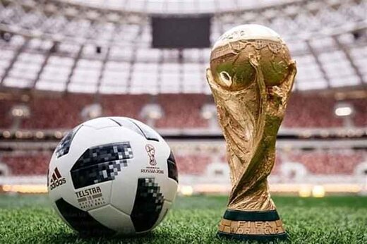 عکس | سهم ایران از جام جهانی قطر؛ نصب ماکت جام در آزادی!