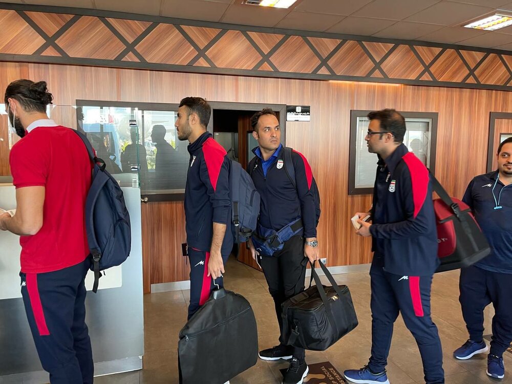 تصاویر | بازگشت ملیپوشان فوتبال ساحلی پس از قهرمانی