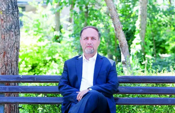 تحلیل قائم‌مقام حزب اتحاد ملت از مذاکرات غیرمستقیم ایران و آمریکا / حل موردی اختلافات پایدار نخواهد بود
