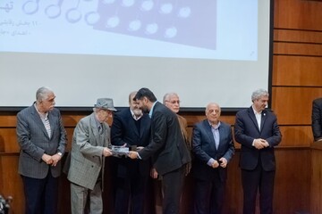 مقام‌آوری روابط عمومی استانداری کرمان در جشنواره ملی انتشارات روابط‌عمومی