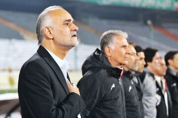 کی‌روش و نبی تماشاگران بازی ایران - چین