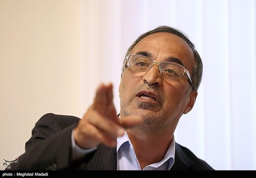 فعال سیاسی اصولگرا : درشرایط عصبانی بودن جامعه، نمیشود رفراندوم برگزار کرد / ابتدا باید نمایندگان مجلس استیضاح شوند که چرا به افراد ضعیف رای دادید فعال سیاسی اصولگرا : درشرایط عصبانی بودن جامعه، نمیشود رفراندوم برگزار کرد / ابتدا باید نمایندگان مجلس استیضاح شوند که چرا به افراد ضعیف رای دادید