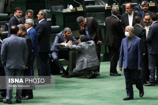 ۵۰ نماینده خواستار شدند / بررسی «خارج از نوبت» طرح تشدید مجازات همکاریکنندگان با کشورهای متخاصم  ۵۰ نماینده خواستار شدند / بررسی «خارج از نوبت» طرح تشدید مجازات همکاریکنندگان با کشورهای متخاصم