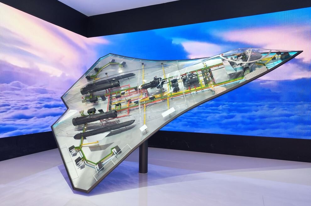 عکس | جنگنده نسل ششم چین؛ آمریکا این بازی را میبازد؟