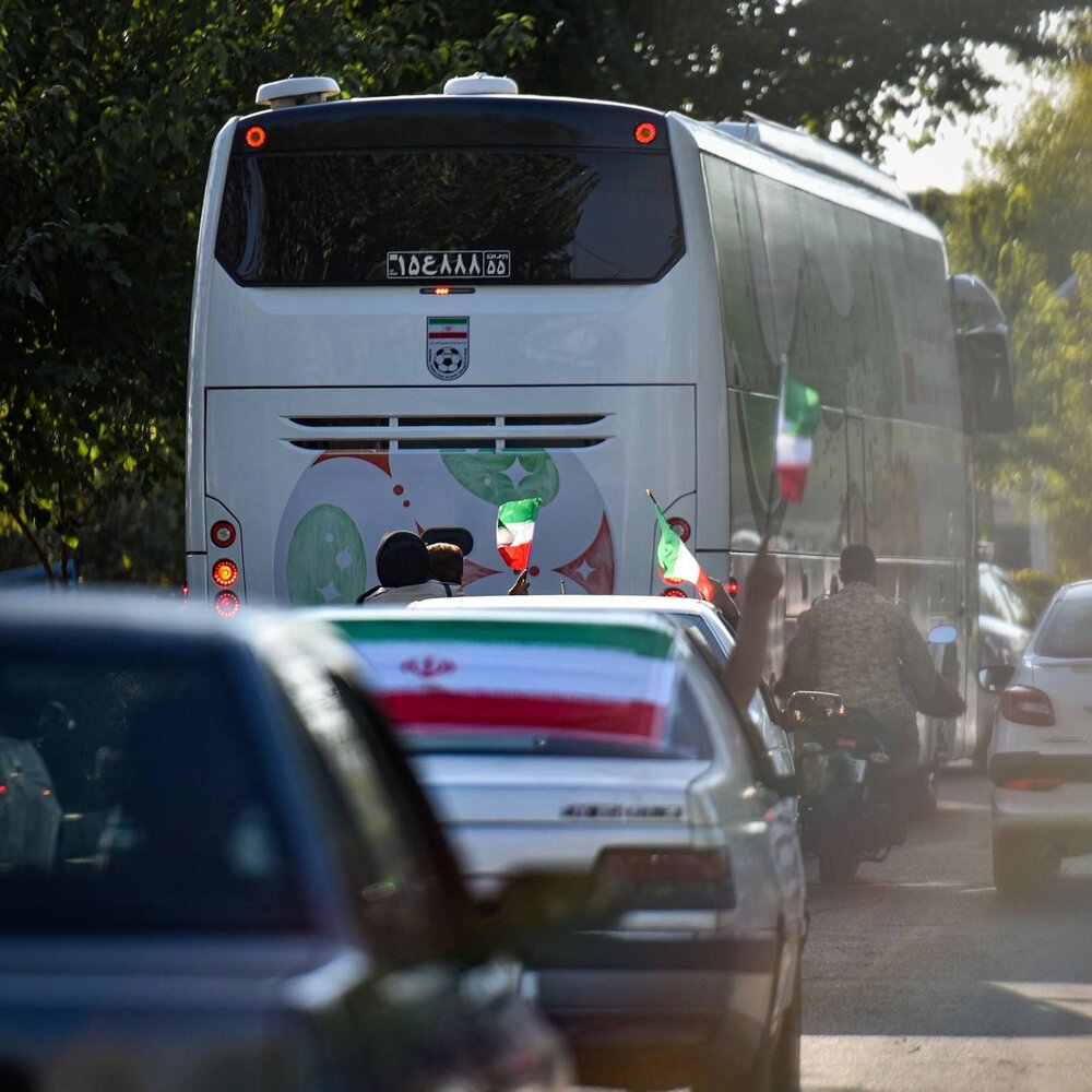 عکس | بدرقه مردمی تیم ملی در خیابانهای تهران