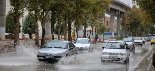 آلودگی هوا در ۴ کلانشهر/ بارش باران در برخی استان‌ها