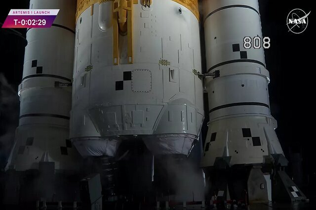 عکس | ناسا تصاویر شگفتانگیز لحظه پرتاب موشک آرتمیس را منتشر کرد