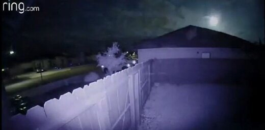 عکس | ادعای جنجالی مردی که شهابسنگ خانهاش را به آتش کشید! عکس | ادعای جنجالی مردی که شهابسنگ خانهاش را به آتش کشید!