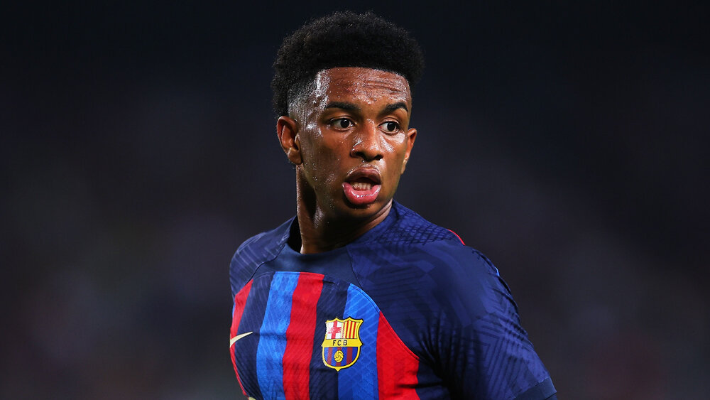 عکس| ویروس مصدومیت به لاروخا رسید!