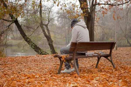 اگر بی دلیل، حالتان خوب نیست، این مطلب را بخوانید / نشانهها و درمانهای «افسردگی فصلی» 2