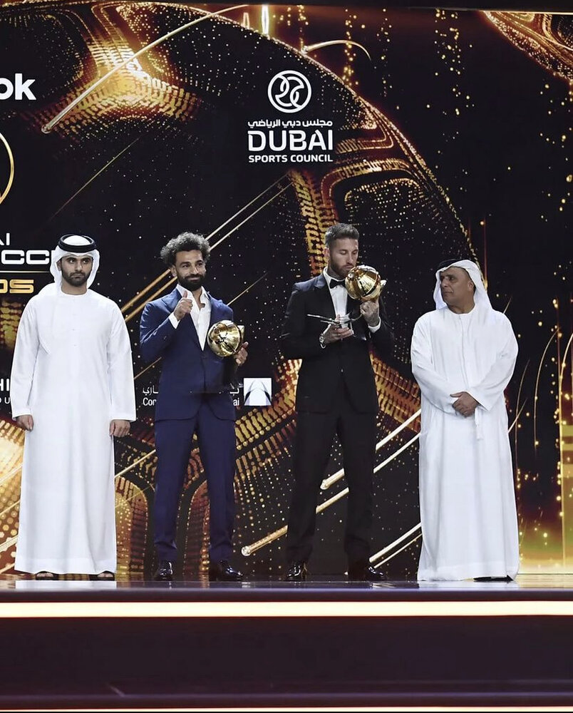 عکس | برخورد جالب راموس و صلاح؛ روی هم را بوسیدند و تمامش کردند!