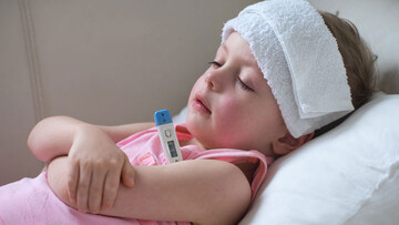 به کودکان تب دار این دارو را ندهید/ بخور سرد و گرم در چه شرایطی مفید است؟