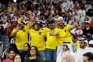 عکس| ترس‌ یک مرد از همسرش؛ عزیزم توضیح می‌دهم!