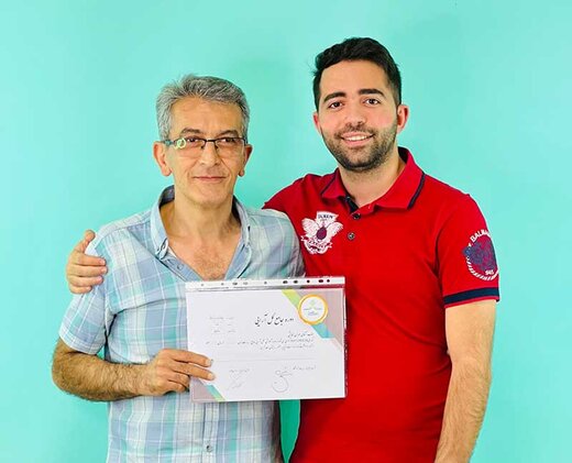 خرید گل در کنار آموزش گل آرایی خرید گل در کنار آموزش گل آرایی