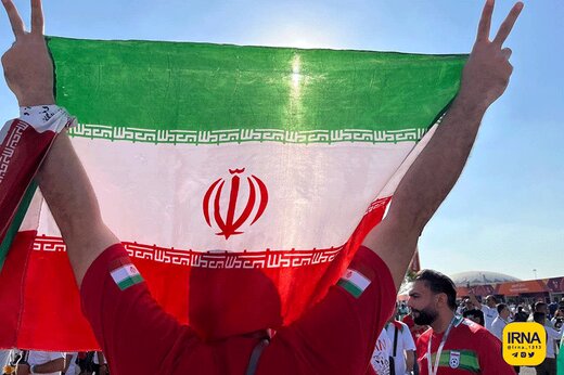 ببینید | پخش آهنگ شاد مازندرانی پیش از بازی ایران و آمریکا در قطر