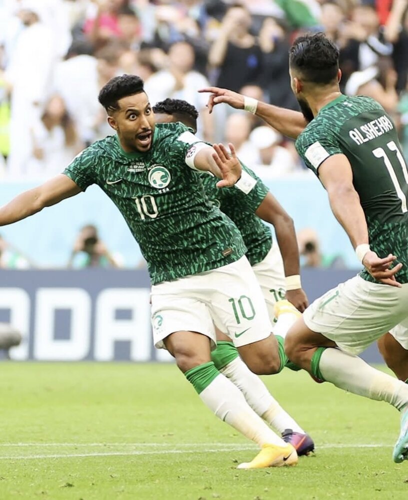 عکس | گربه سیاه استقلال و پرسپولیس، گربه سیاه مسی شد!