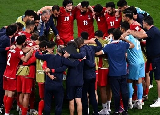 بازیکنان قبلا هم سرود تیم ملی را نمی‌خواندند