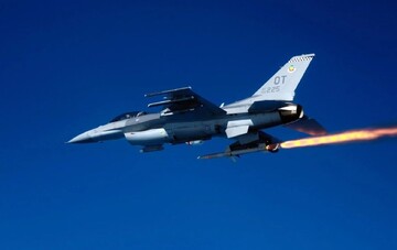 موشک آمریکایی که اشتباهی به ساختمان مسکونی خورد / عکس موشک آمریکایی که اشتباهی به ساختمان مسکونی خورد / عکس