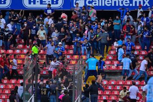 ببینید | کتک‌کاری و بزن بزن در دربی خونین