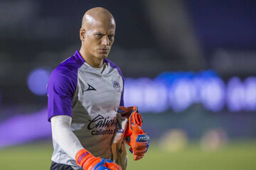 عکس | خالکوبی و مدل موی عجیب دروازه‌بان تیم ملی اروگوئه؛ جولان شیر!