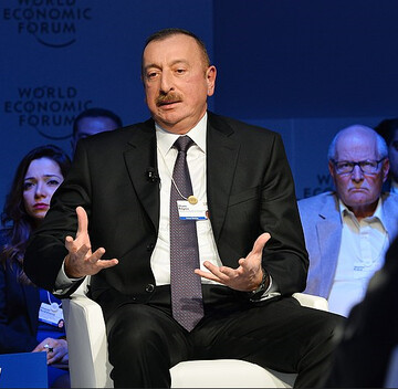 «تذکر جدی» نماینده مجلس به «رئیس جمهور پوشالی آذربایجان»  «تذکر جدی» نماینده مجلس به «رئیس جمهور پوشالی آذربایجان»