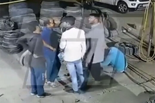 ببینید | ویدیویی دلخراش از لحظه سقوط دسته جمعی چند جوان در چاه!