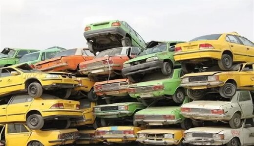 تأخیر در تحویل محصولات جایگزین خودروهای فرسوده/ عرضه تاکسیهای سورن؛ بهزودی تأخیر در تحویل محصولات جایگزین خودروهای فرسوده/ عرضه تاکسیهای سورن؛ بهزودی