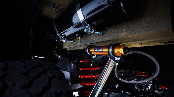 تصاویر | دایناسور ماشینها؛ بنز کمیابی که از دیوار صاف بالا میرود