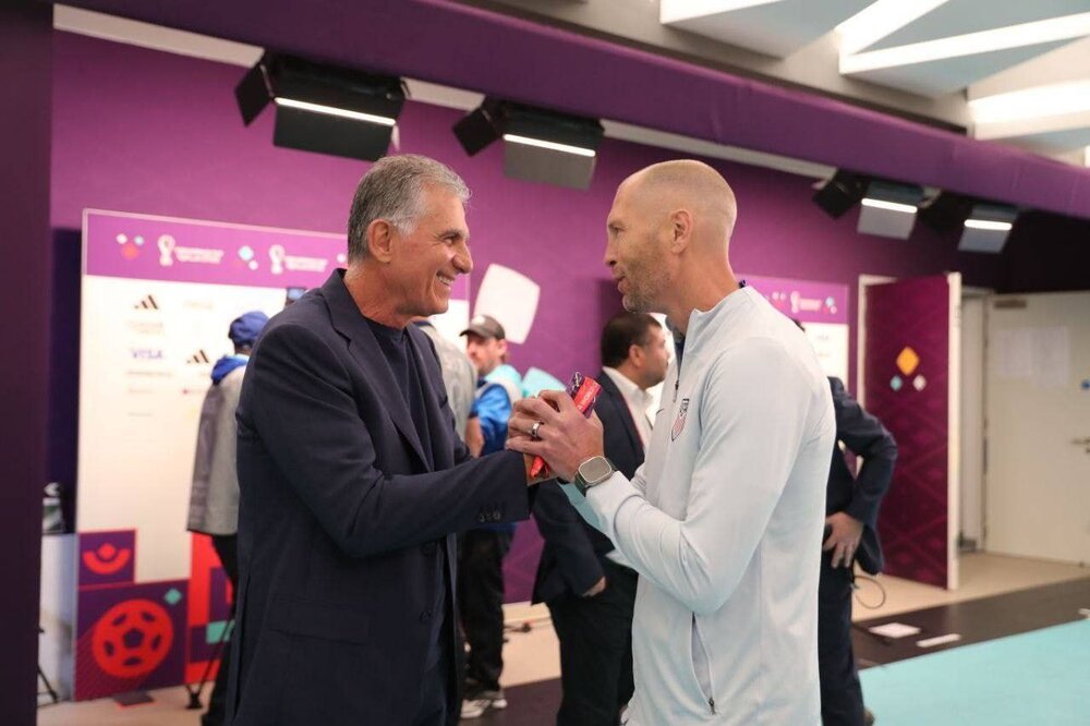 عکس | خوش و بش کی روش و برهالتر قبل از بازی قرن