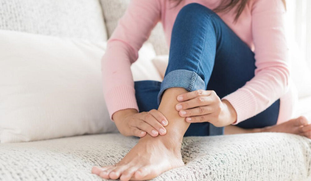 علت درد انگشت شست پا در اثر تماس با اشیا