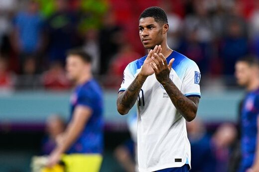 انتقاد گزارشگر انگلیسی از نخواندن سرود ملی