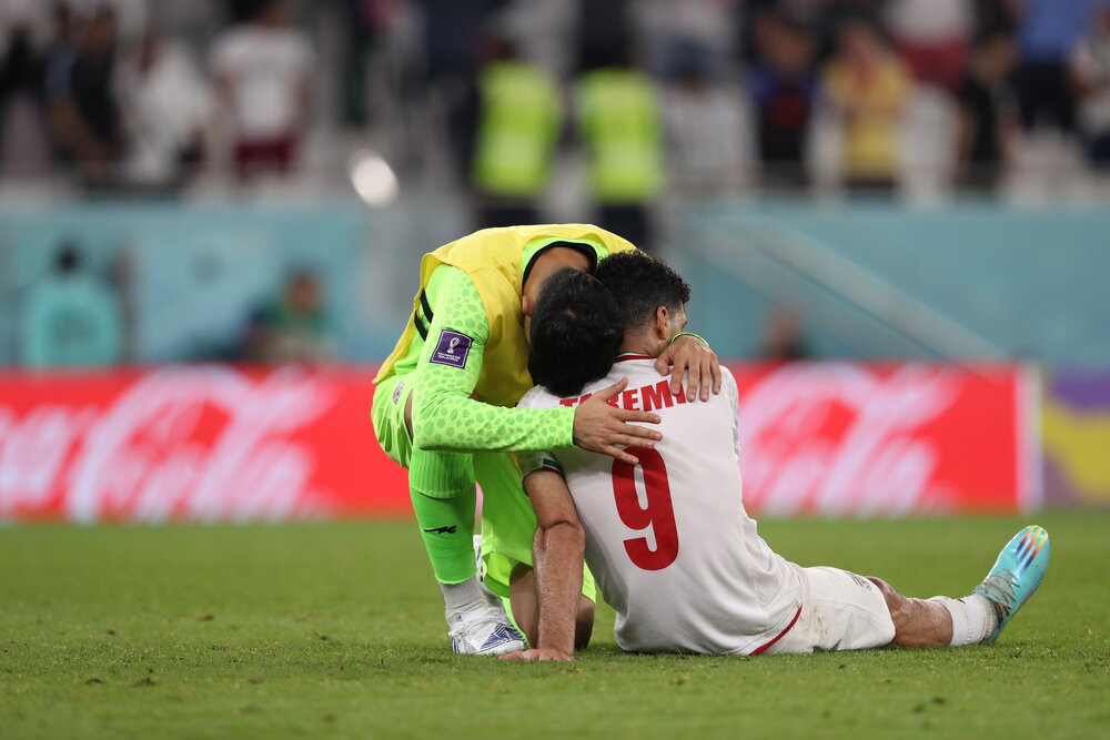 عکس | طارمی نای بلند شدن نداشت؛ تکرار تاریخ برای مهاجم پورتو