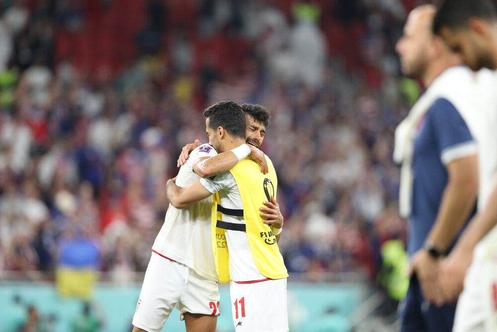 عکس | رامین و اشکی که بند نمیآمد!