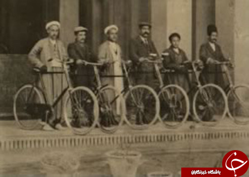 اولین دوچرخه در تهران/ تصاویر + گواهینامه تردد در معابر
