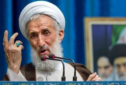 آیت الله صدیقی: اگر ولایت نبود، ریاست جمهوری مشروعیت نداشت / چتر ولایت، توانست با وجود اینکه بودجه و امکانات دست دولتها بود، اوضاع را کنترل کند