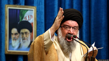 احمد خاتمی: خیانت است، اغتشاش را اعتراض بنامند / اعتراض ، یعنی کسانی صحبت کنند، نامه و مقاله بنویسد / بودجه ضدایران آمریکا، خرج شعارنویسی می‌شود