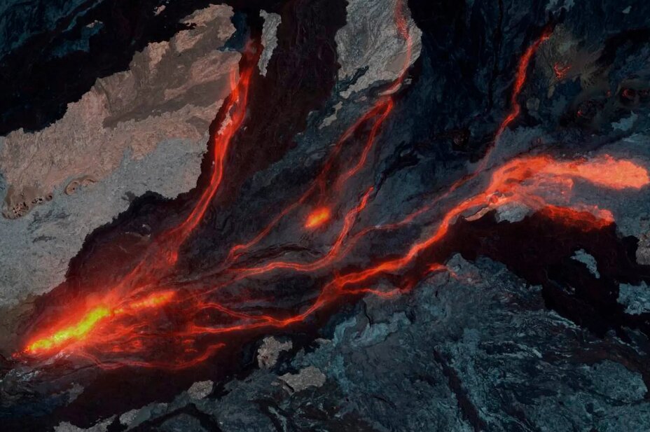 عکس| فوران بزرگترین آتشفشان جهان پس از 38 سال