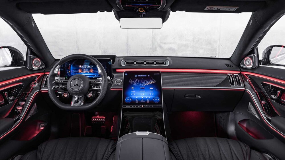 معروفترین مرسدس بنز جهان هم تن به تغییر داد / عکس