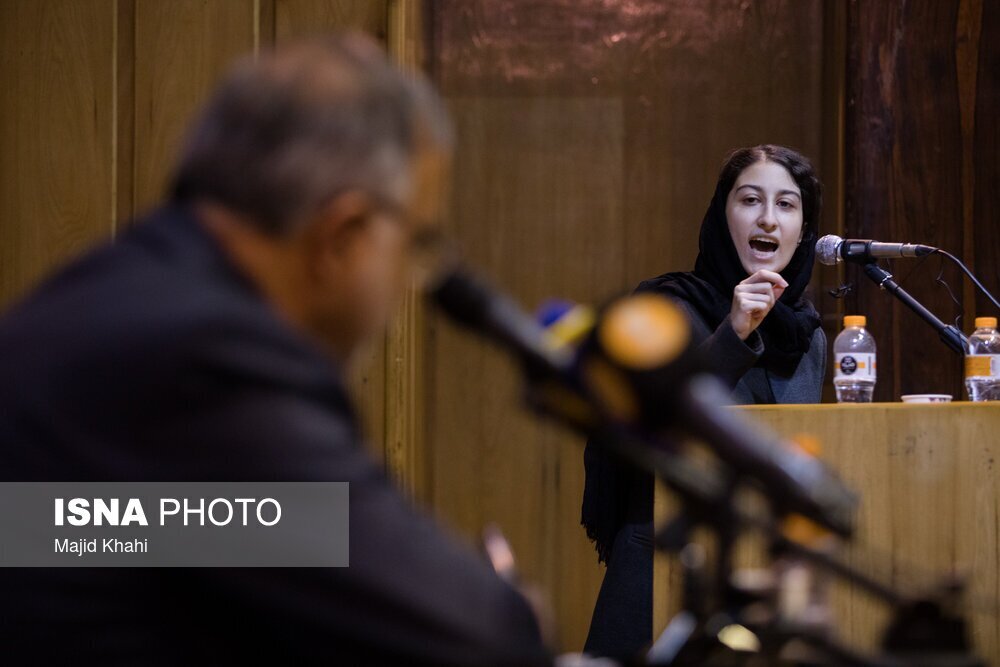 زاکانی در نشست دانشگاه شریف: یک ترم مشروطی داشتم/ تجدید هم شدم، تجدیدی، مال مرد است / تشخیص دادم، دامادم میتواند منشا جهش شود، او را به شهرداری آوردم