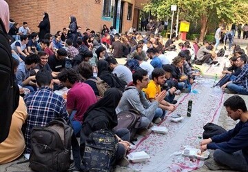 سخنگوی وزارت علوم:  شاهد برخی همنوایی مستقیم با ضدانقلاب در دانشگاه ها بودیم / دانشجویان نباید مصونیت داشته باشند / با اساتید هم برخورد می شود