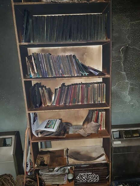 عکس| دفتر بسیج دانشجویی دانشگاه شریف در آتش سوخت