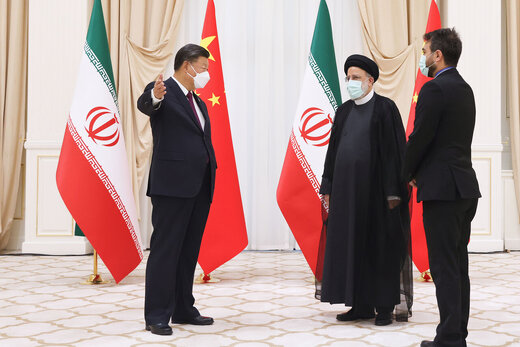 رئیسی، «راهبرد ملی ایران» را نقض کرد / قوچانی: امپریالیسم چین علیه ایران، محصول برهم خوردن استراتژی موازنه منفی 