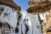 ببینید |️ منظره بی‌بدیل آبشار یخی مرادیه در ترکیه