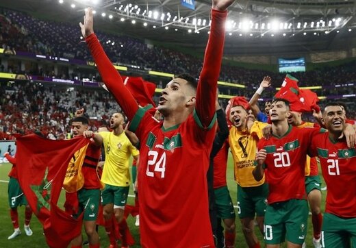 ببینید | نشان افتخار پادشاه مغرب به بازیکنان مراکش