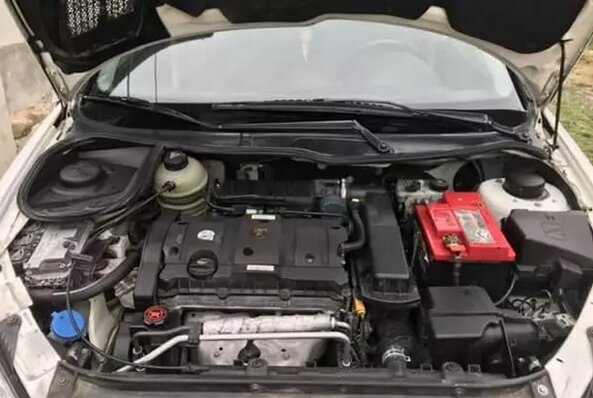 پژو ۲۰۶ کمتر شناختهشده بازار ایران / عکس