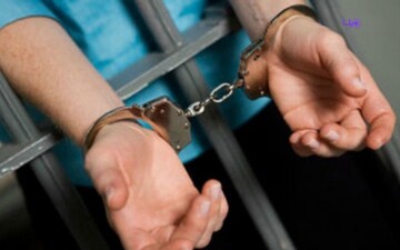 دستگیری عمامه‌پران ۱۳ ساله / پلیس: متهم، اعتراف و پرونده‌اش به مرجع قضائی تحویل داده شد
